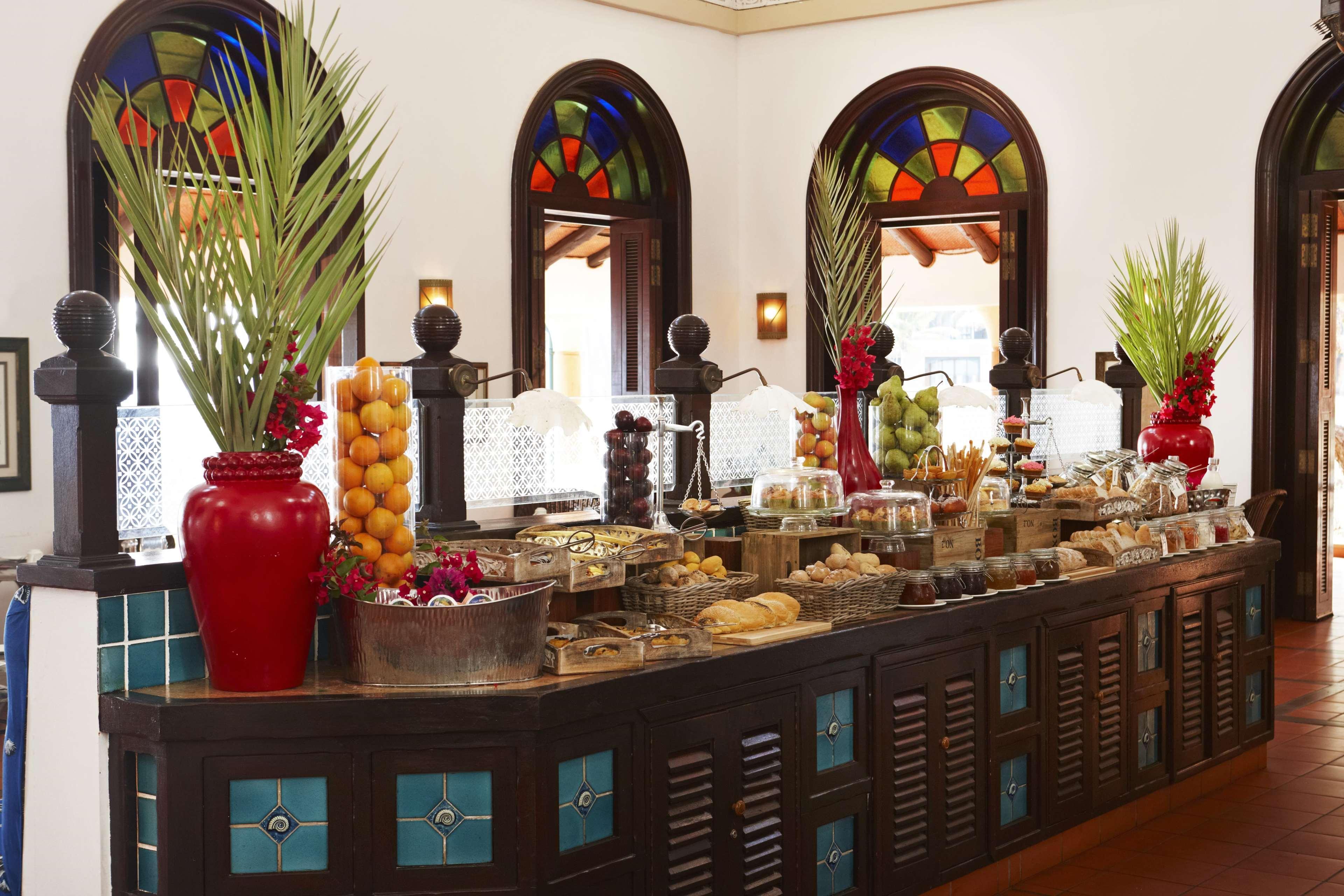Avani Pemba Beach Hotel Bagian luar foto